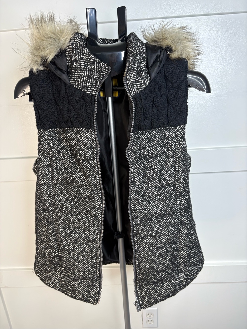 Prince & Fox Black and White Tweed Quilted Vest with Faux Fur Trim Hood